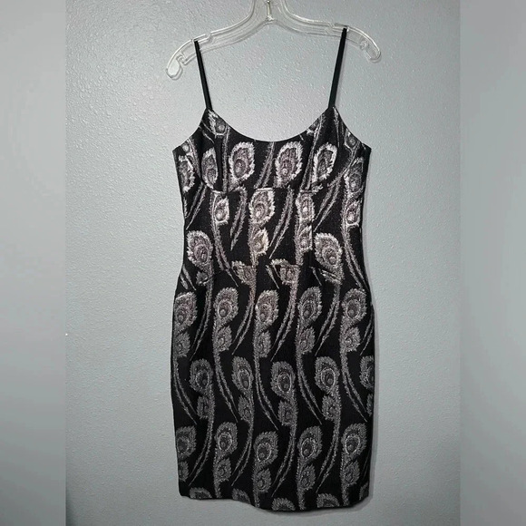 Trina Turk Black & Silver Peacock Lined Cocktail Dress Sz8 Wedding Party Formal - Picture 1 of 7